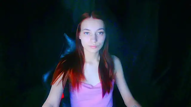 liza  kitty online show from April 20, 2026, 4:52 pm