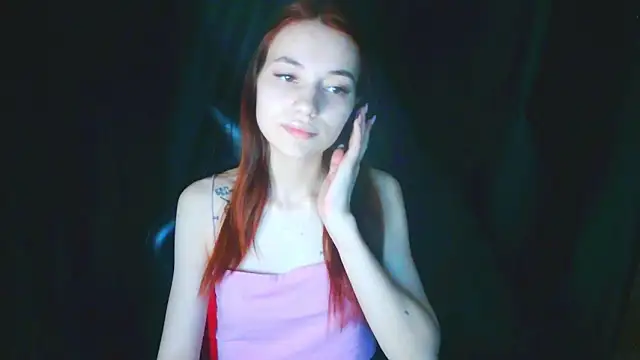 liza  kitty online show from April 19, 2026, 5:58 pm