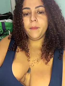 Snapshot of Dree4i20 chatting on February 9, 2026, 6:17 pm Dree4i20 online show from February 9, 2026, 6:17 pm