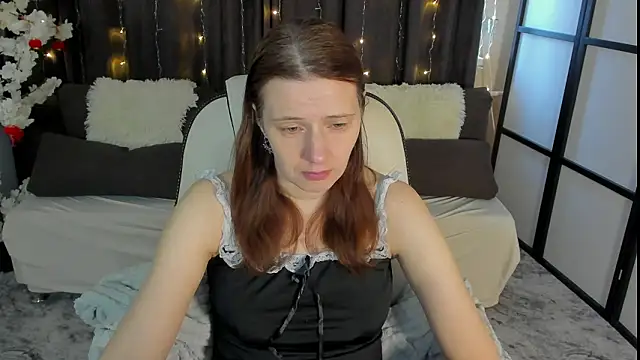 Snapshot of Kathrine_Meyer chatting on March 17, 2026, 2:14 am Kathrine Meyer online show from March 17, 2026, 2:14 am