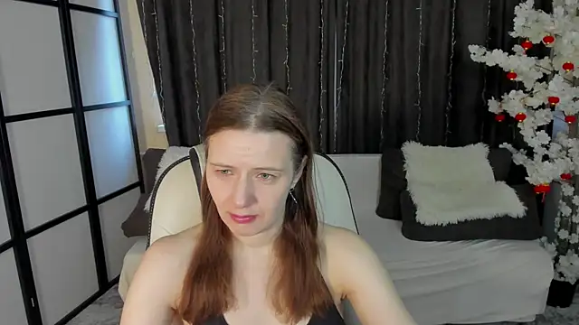 Snapshot of Kathrine_Meyer chatting on April 10, 2026, 1:56 am Kathrine Meyer online show from April 10, 2026, 1:56 am