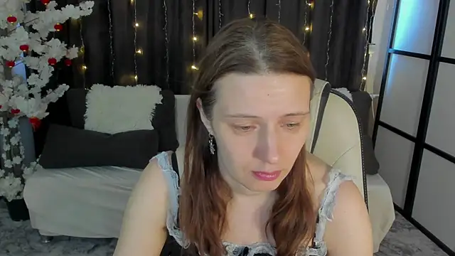 Snapshot of Kathrine_Meyer chatting on March 19, 2026, 2:44 am Kathrine Meyer online show from March 19, 2026, 2:44 am