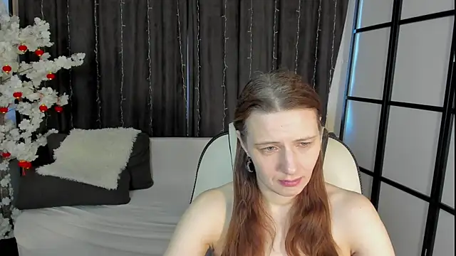 Snapshot of Kathrine_Meyer chatting on April 14, 2026, 2:38 am Kathrine Meyer online show from April 14, 2026, 2:38 am