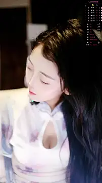 xiaomoli928 online show from May 20, 2026, 8:50 pm