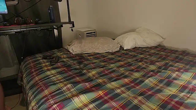 Snapshot of Begamc chatting on February 21, 2026, 1:35 pm Begamc online show from February 21, 2026, 1:35 pm