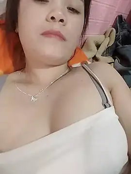 Liora-123 online show from February 7, 2026, 4:53 am