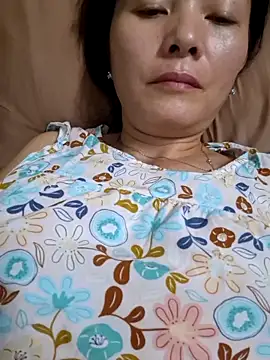 Baby-loveass69 online show from March 27, 2026, 12:06 pm