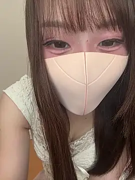momo mm online show from June 27, 2026, 2:06 am