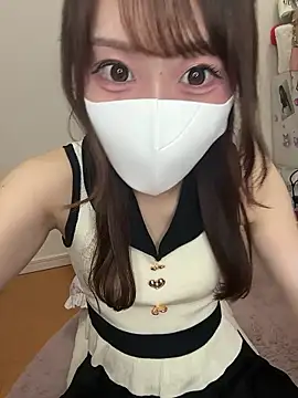 momo mm online show from June 28, 2026, 3:02 am