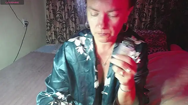 Snapshot of SEXforPLEASURE chatting on May 6, 2026, 5:06 pm SEXforPLEASURE online show from May 6, 2026, 5:06 pm