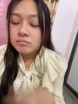 Snapshot of bikhidj chatting on February 3, 2026, 5:49 am bikhidj online show from February 3, 2026, 5:49 am