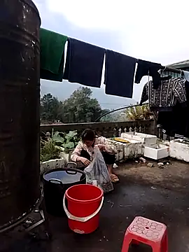 Snapshot of Queen-love45 chatting on February 6, 2026, 3:46 am Queen-love45 online show from February 6, 2026, 3:46 am