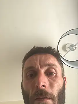 pezzerb7 online show from June 16, 2026, 11:54 am