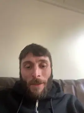 pezzerb7 online show from February 17, 2026, 12:46 pm