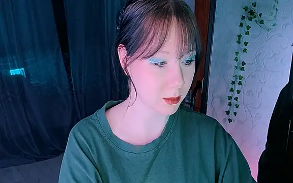 Snapshot of marty_bree chatting on April 9, 2026, 3:40 pm marty bree online show from April 9, 2026, 3:40 pm