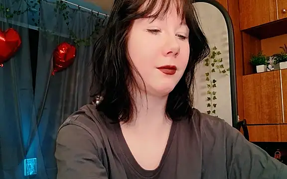 Snapshot of marty_bree chatting on March 23, 2026, 2:39 pm marty bree online show from March 23, 2026, 2:39 pm