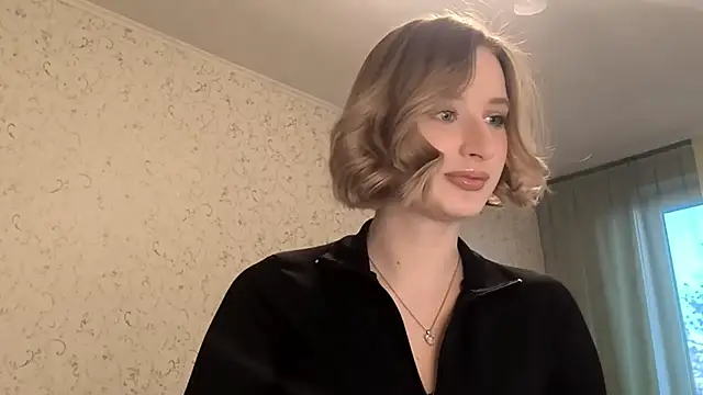 DeliciaBagnoli online show from March 10, 2026, 4:00 pm