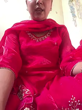 kavyababy00 online show from February 20, 2026, 4:20 am