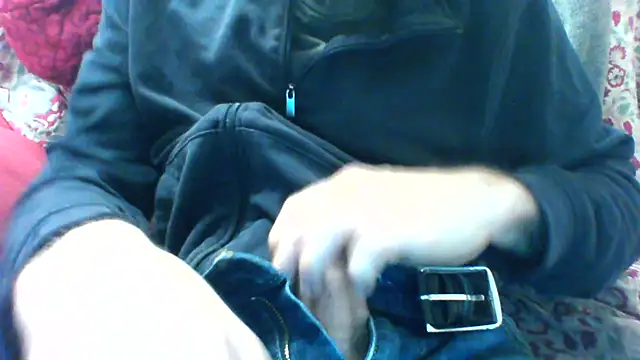 andre italy online show from April 4, 2026, 9:10 pm