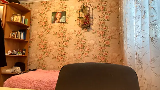 Snapshot of KatheyMichelfelder chatting on February 17, 2026, 6:22 am KatheyMichelfelder online show from February 17, 2026, 6:22 am