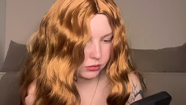 Ophelia Ritz online show from February 23, 2026, 7:03 pm