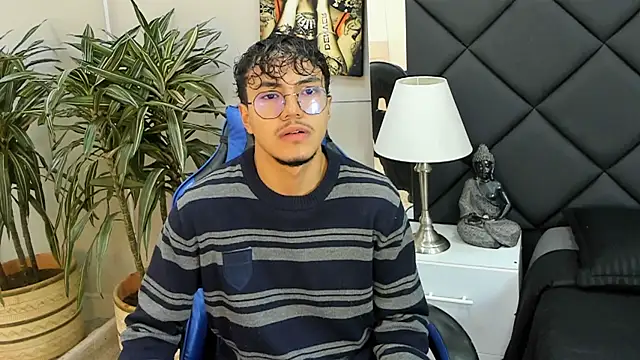 Snapshot of kai_storn chatting on April 16, 2026, 11:11 am kai storn online show from April 16, 2026, 11:11 am