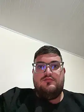 Snapshot of Jmlbsuchi chatting on February 16, 2026, 3:27 am Jmlbsuchi online show from February 16, 2026, 3:27 am