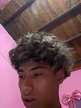 Snapshot of Adan21_cm chatting on February 7, 2026, 5:48 am Adan21 cm online show from February 7, 2026, 5:48 am