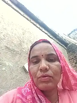 Snapshot of Muskan44s chatting on June 6, 2026, 1:05 pm Muskan44s online show from June 6, 2026, 1:05 pm