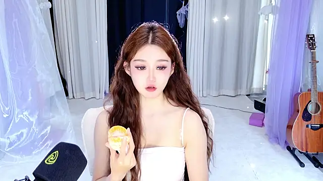 Snapshot of Dancer_Lucky-Nini chatting on March 13, 2026, 4:06 am Dancer Lucky-Nini online show from March 13, 2026, 4:06 am