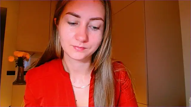 BluueSilk online show from November 12, 2025, 6:17 am