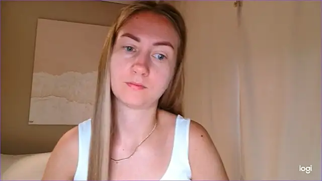 BluueSilk online show from September 26, 2025, 5:36 am