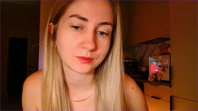 BluueSilk online show from February 19, 2026, 6:32 am