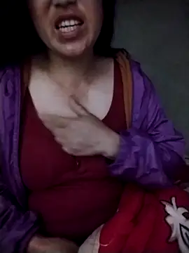 Snapshot of Tina-beo chatting on March 18, 2026, 8:21 pm Tina-beo online show from March 18, 2026, 8:21 pm
