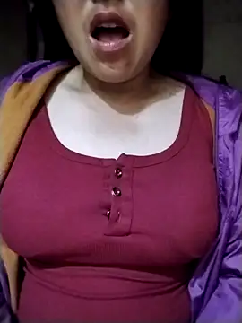 Snapshot of Tina-beo chatting on March 20, 2026, 10:33 pm Tina-beo online show from March 20, 2026, 10:33 pm
