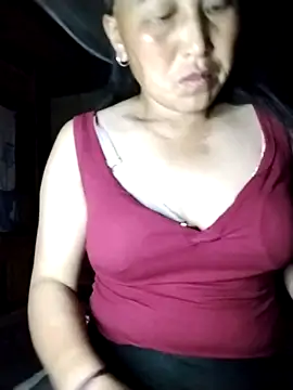 Snapshot of Tina-beo chatting on April 16, 2026, 10:45 pm Tina-beo online show from April 16, 2026, 10:45 pm