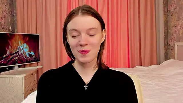 Snapshot of MissMilaX chatting on February 17, 2026, 8:22 am MissMilaX online show from February 17, 2026, 8:22 am