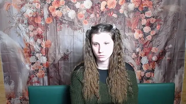 Snapshot of LilianaShine chatting on February 1, 2026, 11:52 am LilianaShine online show from February 1, 2026, 11:52 am