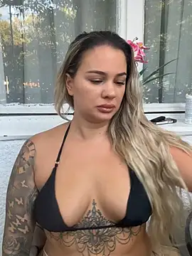 sexybatwomen33 online show from July 18, 2026, 4:54 am
