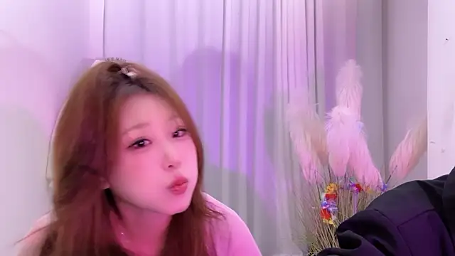 SM JIAJIA ZL online show from March 27, 2026, 6:20 pm