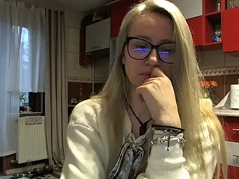 Nataly Rosy online show from February 6, 2026, 7:15 am