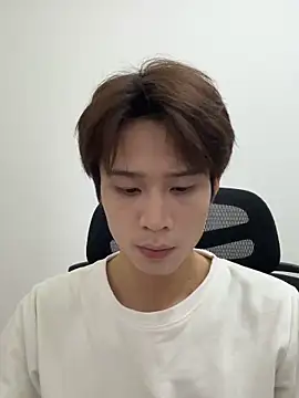 SM 004 online show from February 14, 2026, 1:22 pm