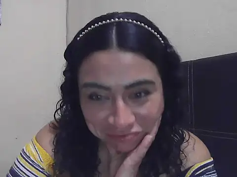 DalilahMx online show from July 14, 2026, 2:05 am