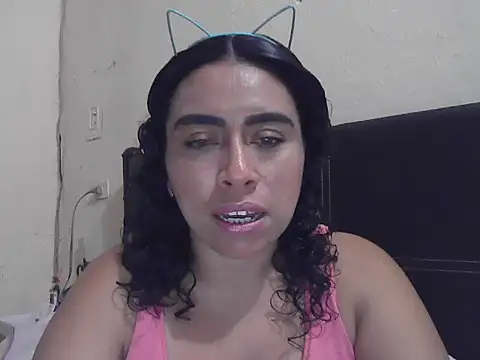 Snapshot of DalilahMx chatting on April 28, 2026, 3:05 pm DalilahMx online show from April 28, 2026, 3:05 pm