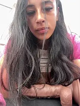 Teasing-Tiara online show from May 22, 2026, 12:03 pm