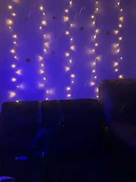 magic man1085 online show from April 15, 2026, 3:23 am