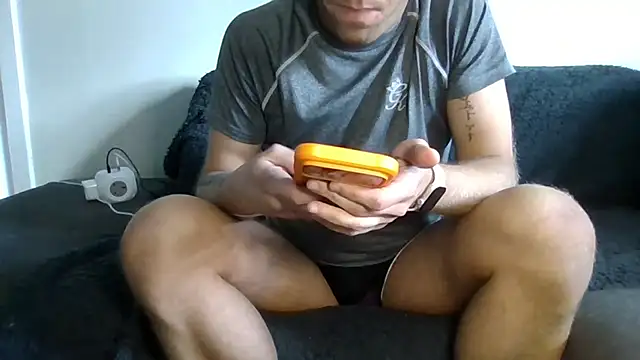 verscub6969 online show from March 31, 2026, 2:08 pm