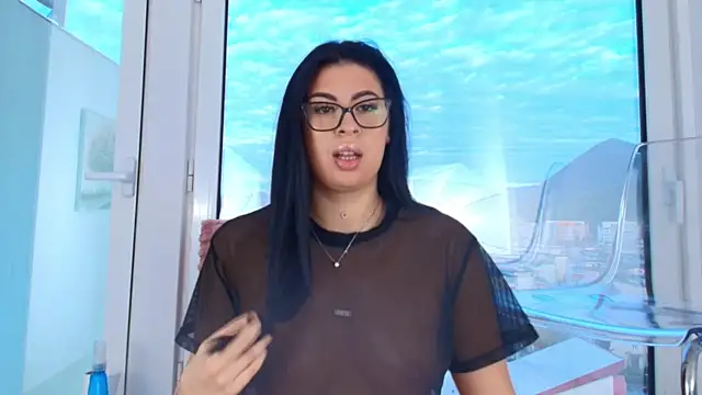 MissyScarlet online show from April 19, 2026, 4:13 am