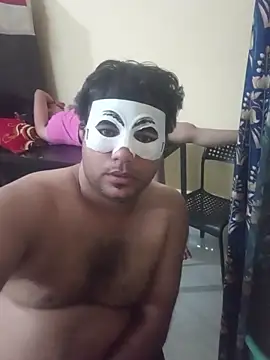 pinkbox online show from March 15, 2026, 7:10 pm