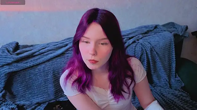 Julia Anis online show from March 24, 2026, 4:56 am